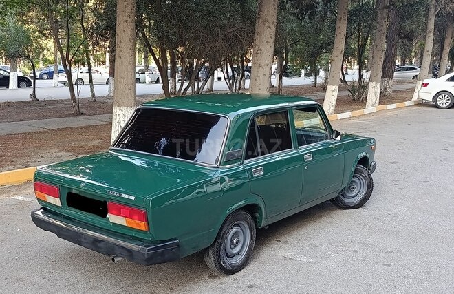 LADA (VAZ) 2107-5