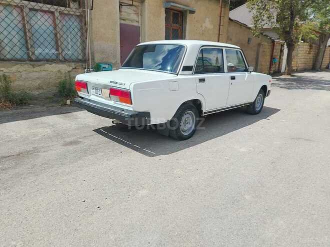 LADA (VAZ) 2107-5