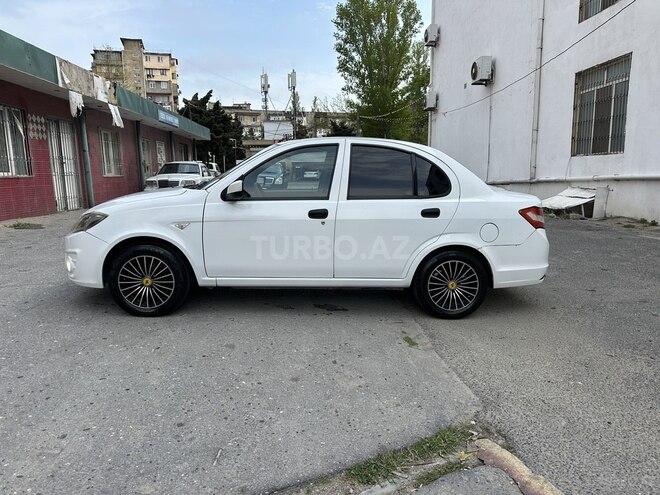 Saipa Saina-8