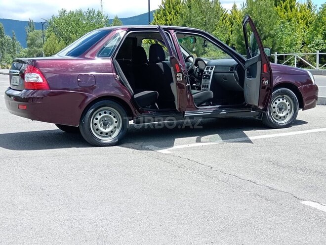 LADA (VAZ) Priora-5
