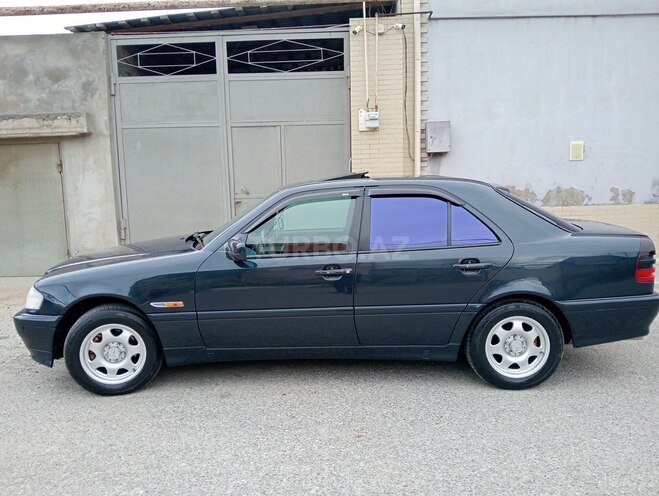 Mercedes C 180-8