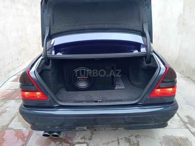 Mercedes C 180-11