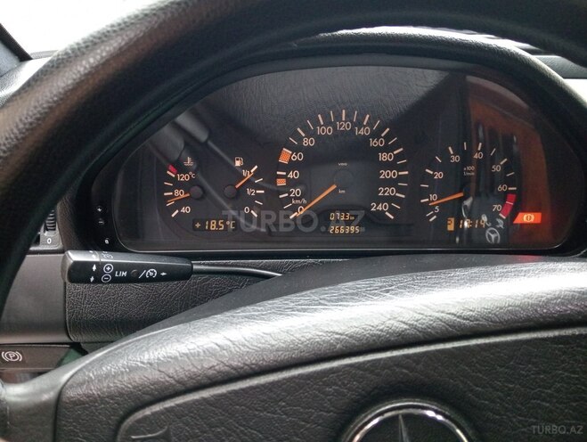 Mercedes C 180-6