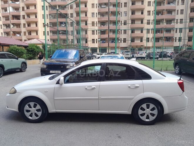 Daewoo Gentra-3