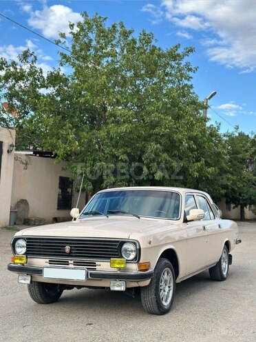 GAZ 24 "Volga"-1