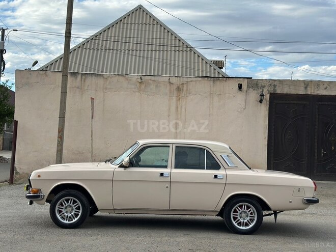 GAZ 24 "Volga"-5