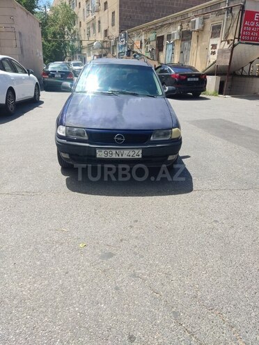 Opel Astra-1