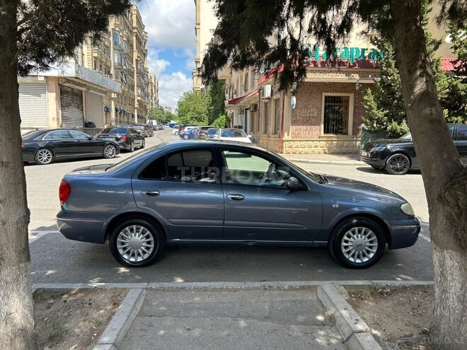 Nissan Sunny-2