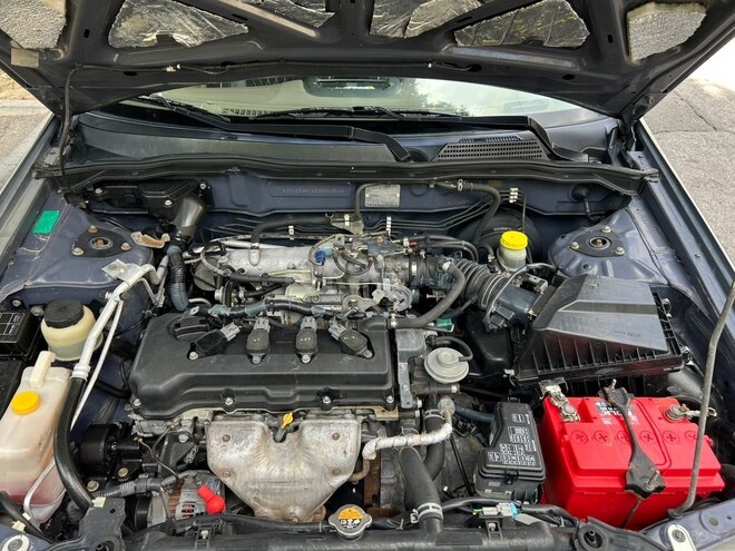 Nissan Sunny-4