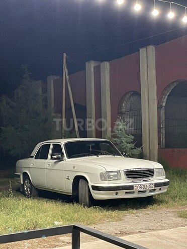 GAZ 3110 "Volga"-1