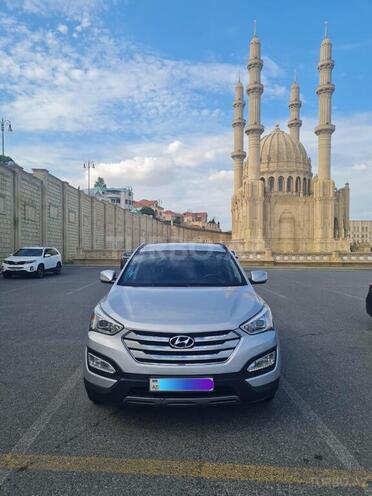 Hyundai Santa Fe-1