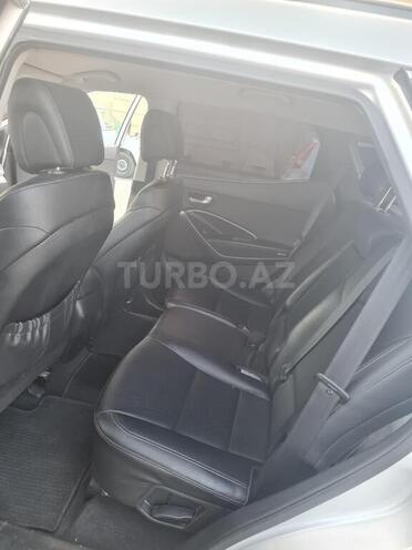 Hyundai Santa Fe-7