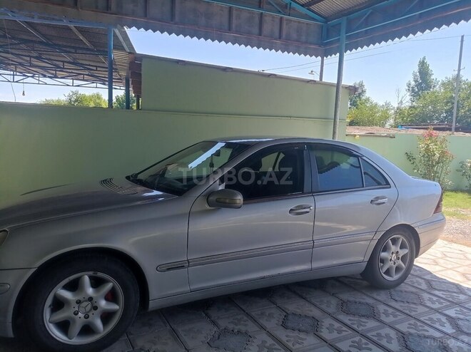 Mercedes C 200-3
