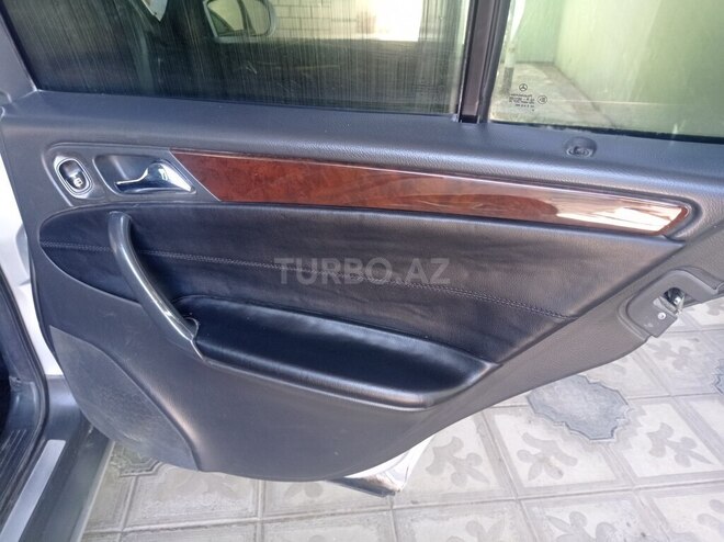 Mercedes C 200-12