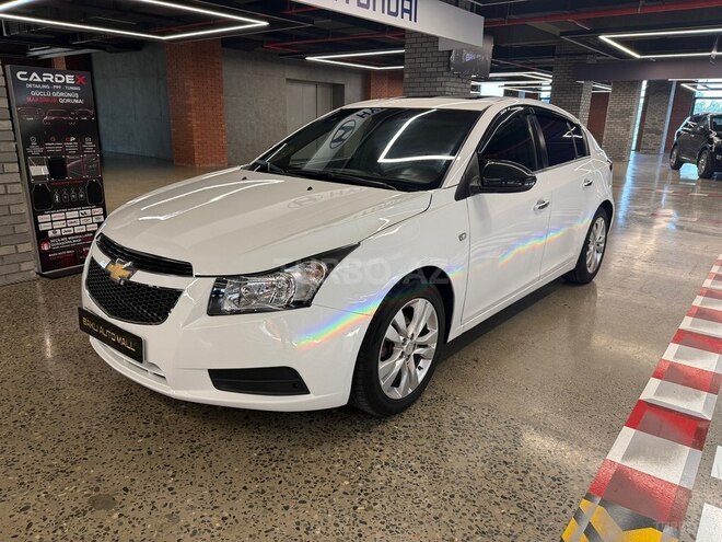 Chevrolet Cruze-1