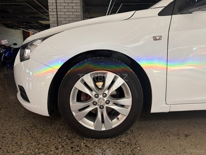 Chevrolet Cruze-8