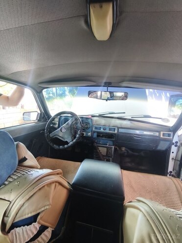 GAZ 24 "Volga"-3