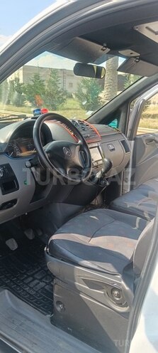 Mercedes Vito 115 CDI-9