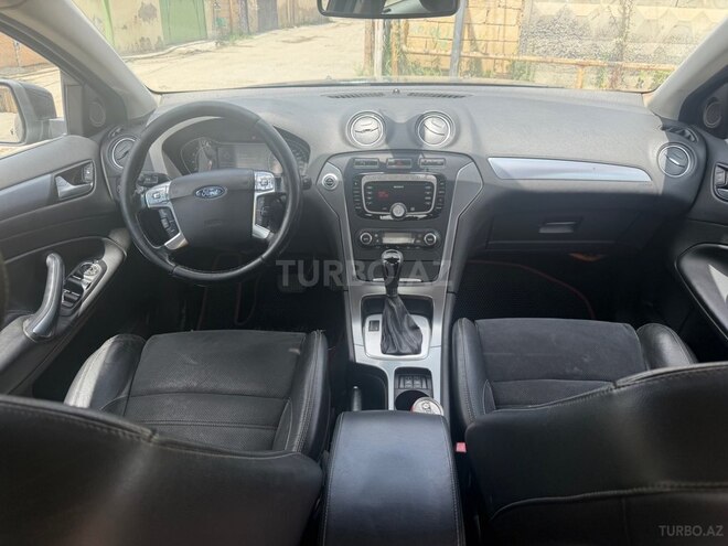 Ford Mondeo-2