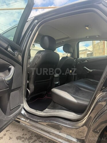 Ford Mondeo-4