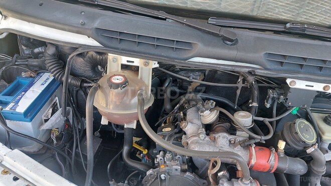 Ford Transit-14