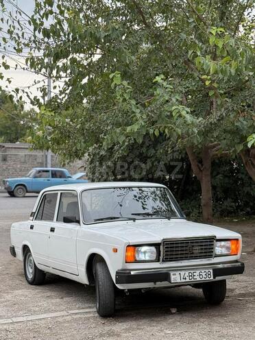 LADA (VAZ) 2107-1