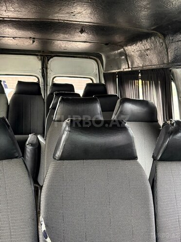 Ford Transit-7