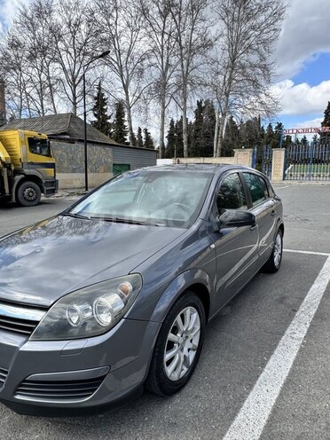 Opel Astra-2