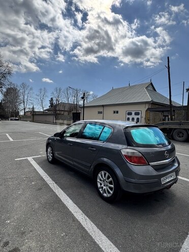 Opel Astra-4