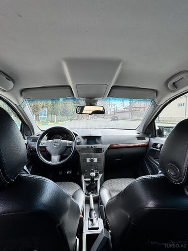 Opel Astra-8