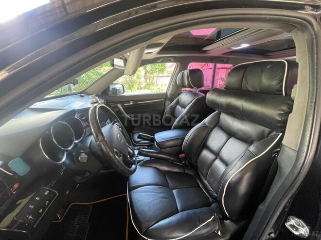 Kia Sorento-9