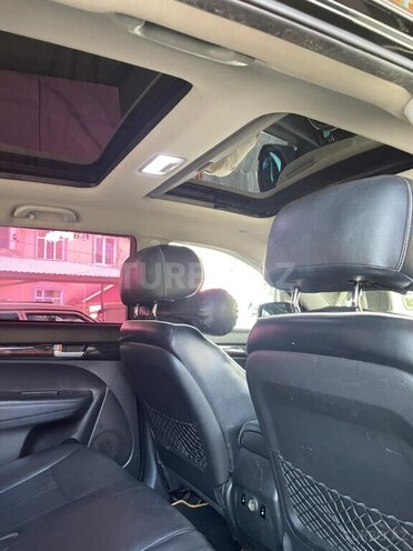 Kia Sorento-15