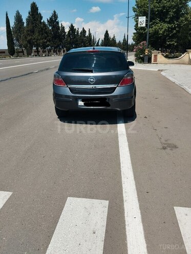 Opel Astra-2