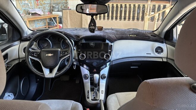 Chevrolet Cruze-5
