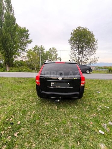 Kia Ceed SW-3