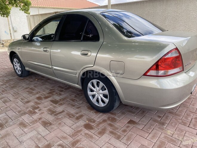 Nissan Sunny-3