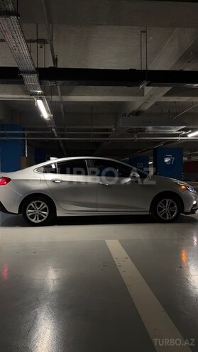 Chevrolet Cruze-10