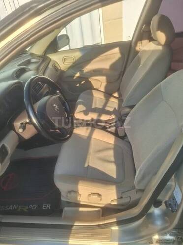 Nissan Sunny-9