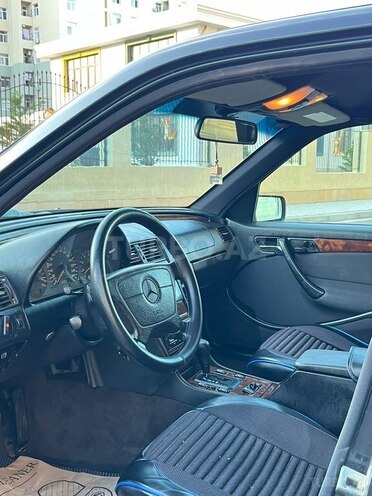 Mercedes C 240-9