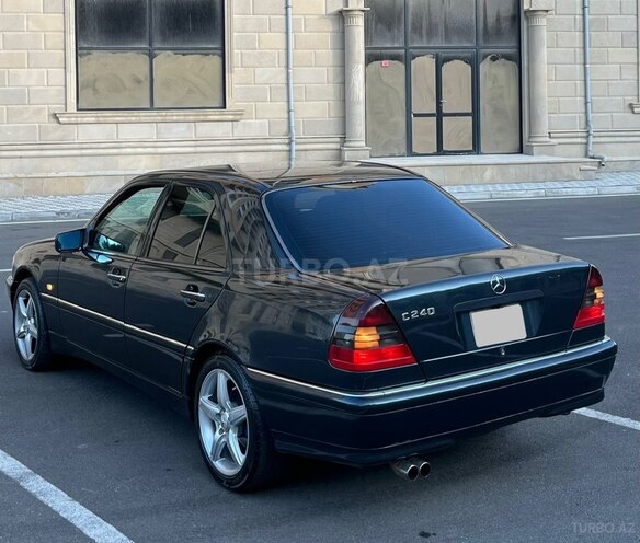 Mercedes C 240-7