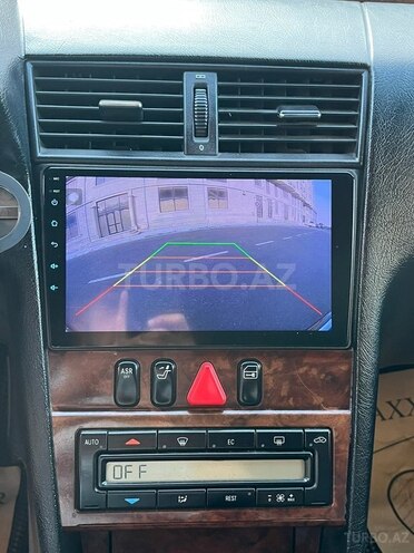 Mercedes C 240-13