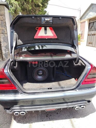Mercedes C 240-11