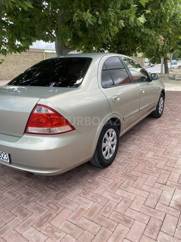 Nissan Sunny-13
