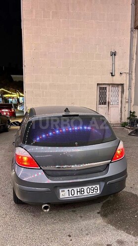 Opel Astra-2
