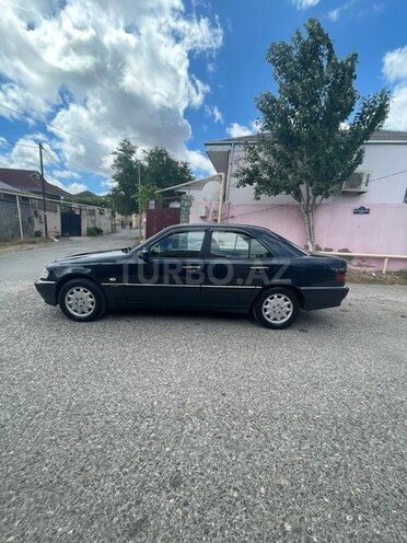 Mercedes C 220-8