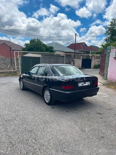 Mercedes C 220-7