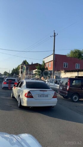 Mercedes E 230-8