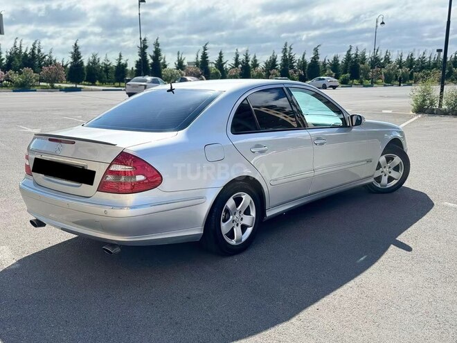 Mercedes E 200-4