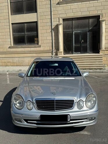 Mercedes E 200-3