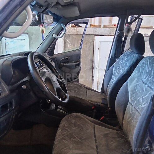 Mitsubishi Pajero-11
